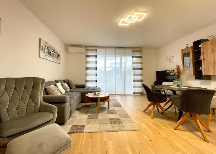 Modernes Cityapartment Mit Murblick 格拉茨