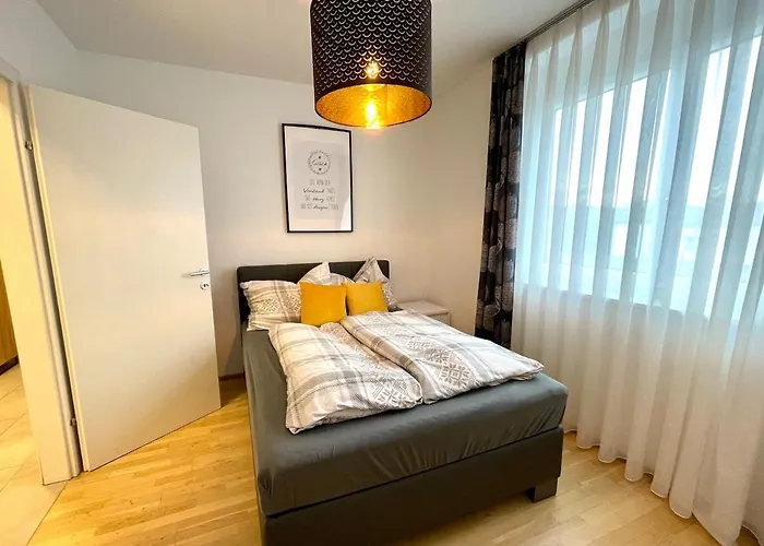 Modernes Cityapartment Mit Murblick 格拉茨